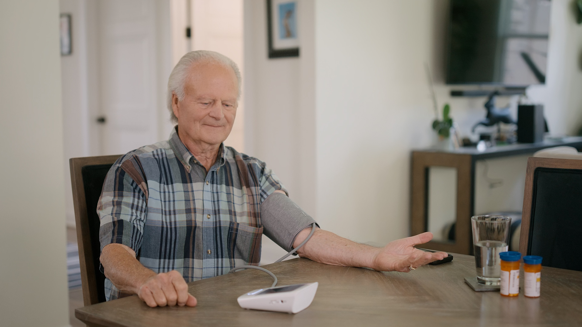 blood pressure cuff video